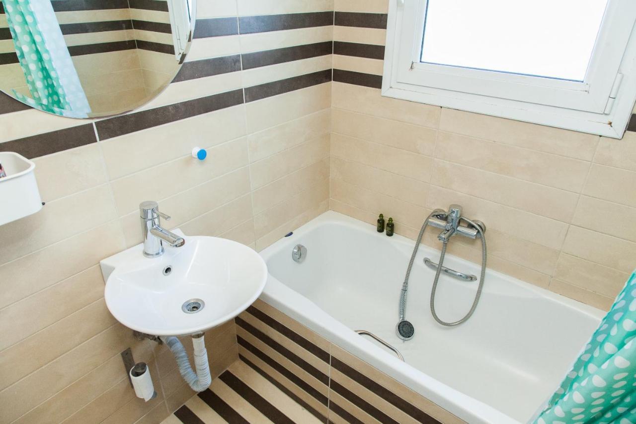 Apartament Bright Apt. With Lovely View In Lycabettus! Ateny Zewnętrze zdjęcie